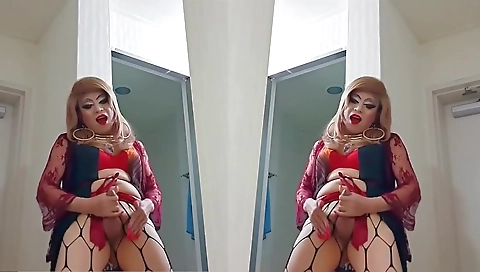sissy girl niclo sexy heavy makeup after masturbation