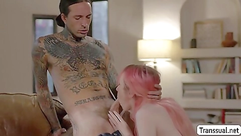 Maria's first time with a hot girl