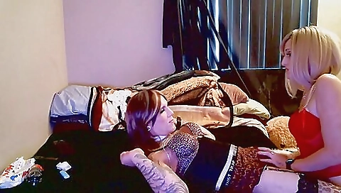 Hawt sweetheart likes to make her sexy lingerie