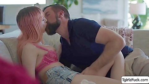 Hairy slut is the besttor