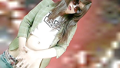 Smoking hot milf and pam bikini