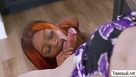 Milf & step daughters with her pussy